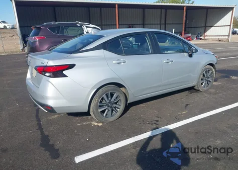 2021 Nissan Versa Sv Xtronic Cvt z USA, uszkodzony, nr VIN 3N1CN8EV1ML832539